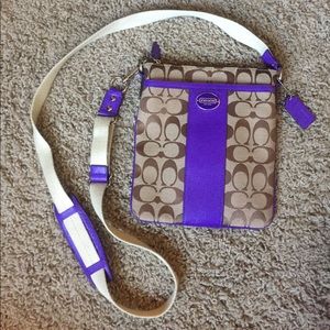 Coach Legacy Swingpack Signature Crossbody Bag